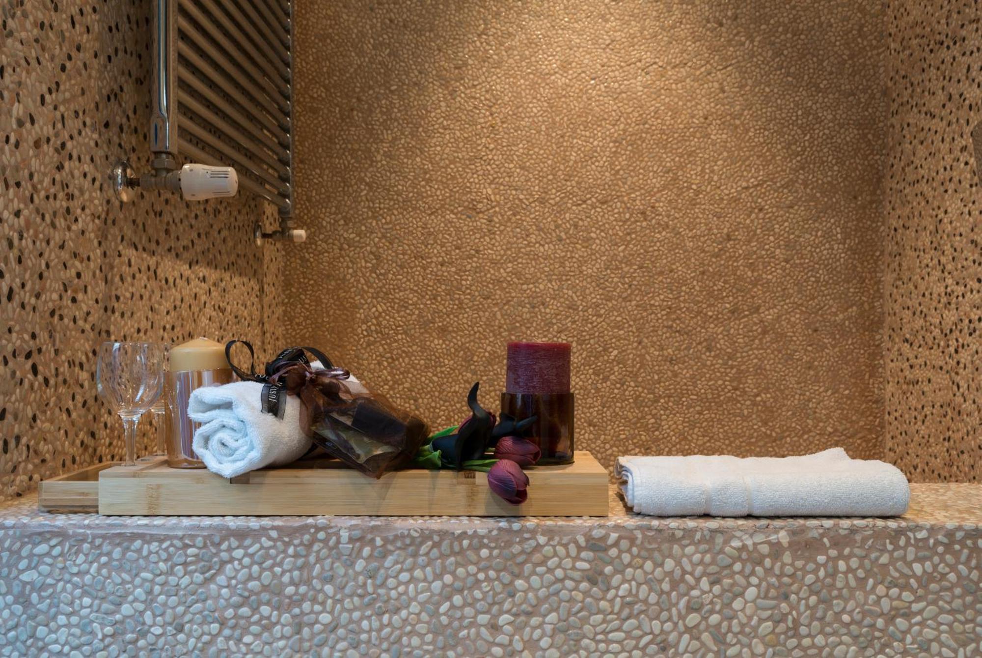 Luxury Piazza Di Spagna Escape With Terrace And Private Spa Rome Buitenkant foto